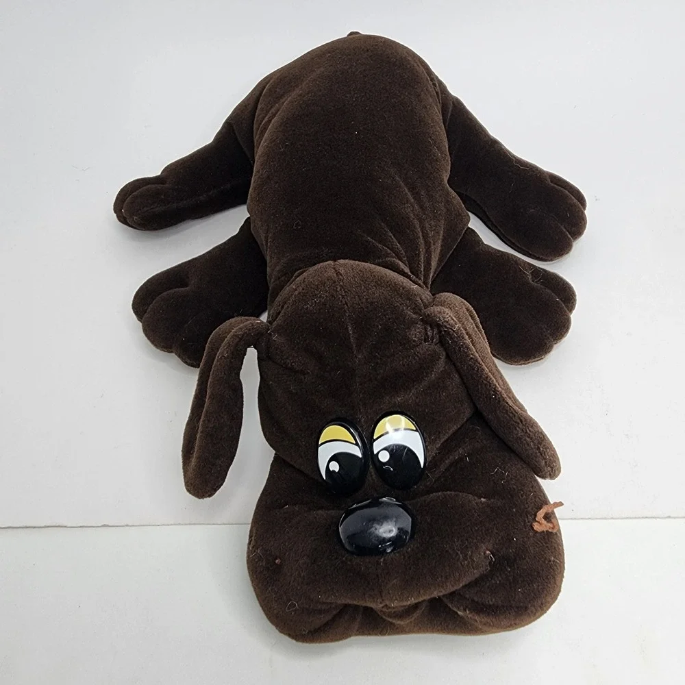 Pound Puppies Plush 18